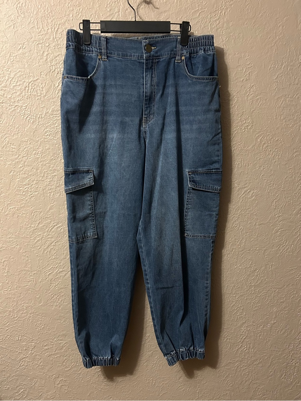 d. jeans Men's Relaxed Blue Denim Cargo Joggers